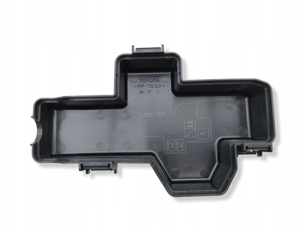 Toyota batterisäkring OEM 8266242720 - Begagnad image 5