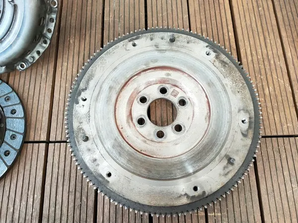 EMBREAGEM COMPLETA SKODA FABIA III 1.0 03D141025D image 7