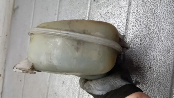 Koelvloeistofreservoir Opel Astra G 1.7CDTI 00R HB 90530689 image 5