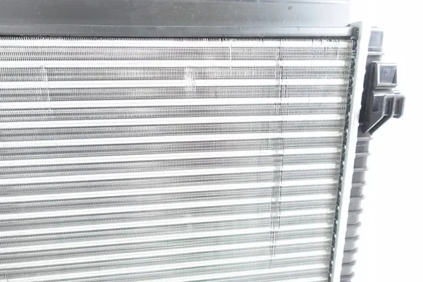 Nissens 606909 Radiador de refrigeración del motor image 4