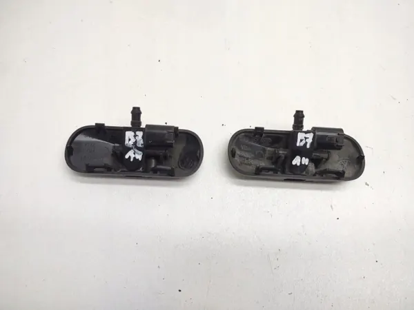 Beheizte Scheibenwaschdüse OEM 5M0955986C VW image 5