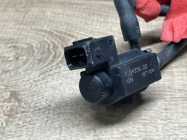 Solenoidventil HK834090JF för Jaguar F-PACE image 3