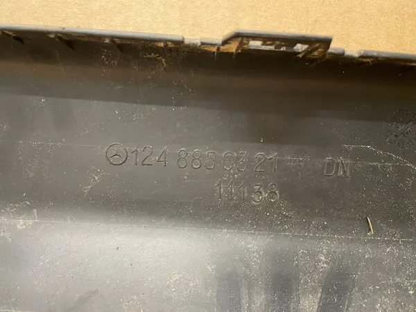 MERCEDES W124 Rivestimento Paraurti Posteriore Originale A1248850321 image 5