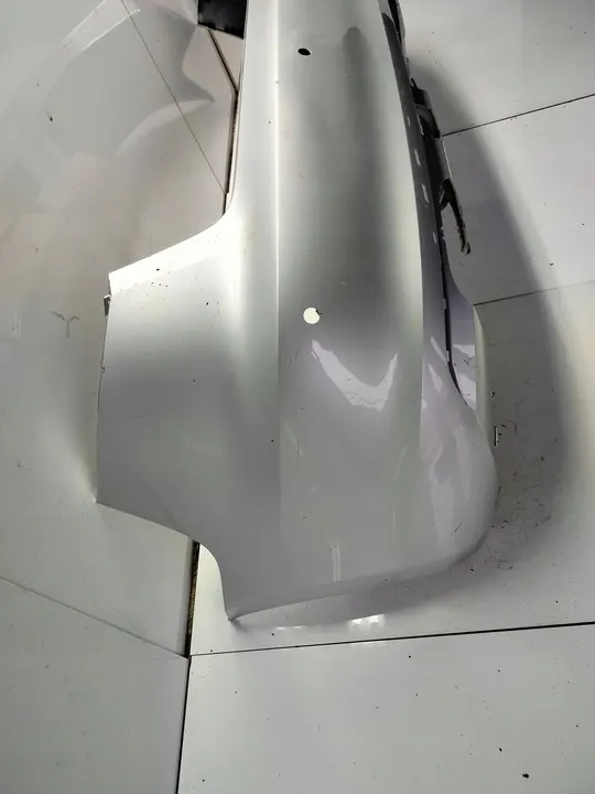 Parachoques trasero Audi A3 8V Sedán Pre-Facelift 2012-2016 OEM image 8
