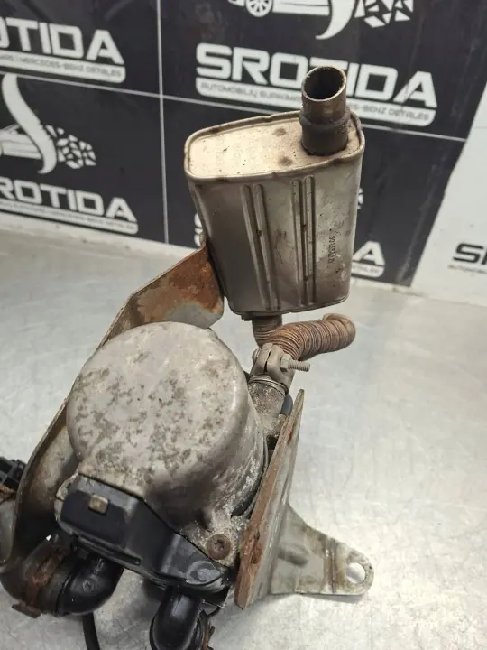 Gebruikte Webasto parkeerverwarming OEM A2125002998 image 8