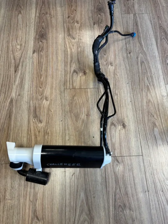 OEM 68421012AA hiilifilteri Dodge Challenger SRT:lle image 2