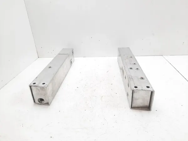 Amortecedor de pára-choques dianteiro OEM 6852704 BMW i3 image 3