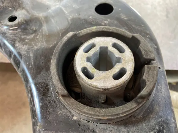 OEM 68458196AE Bakre Släde för Jeep Grand Cherokee WL image 7
