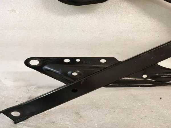 Frambromsbelägg OEM 8K2399345E för Porsche Macan image 3