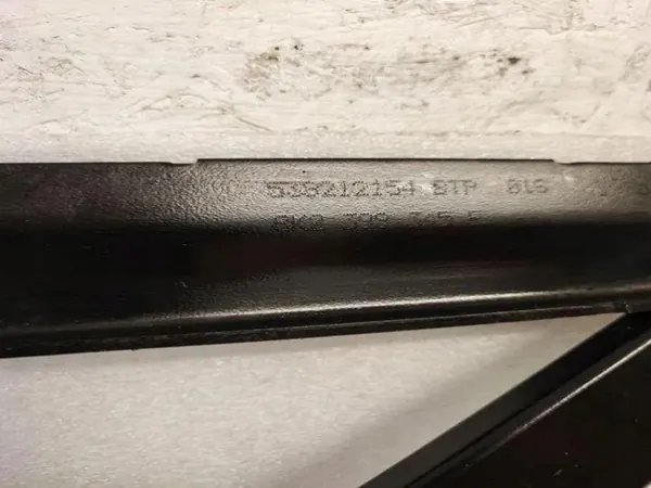 Frambromsbelägg OEM 8K2399345E för Porsche Macan image 4