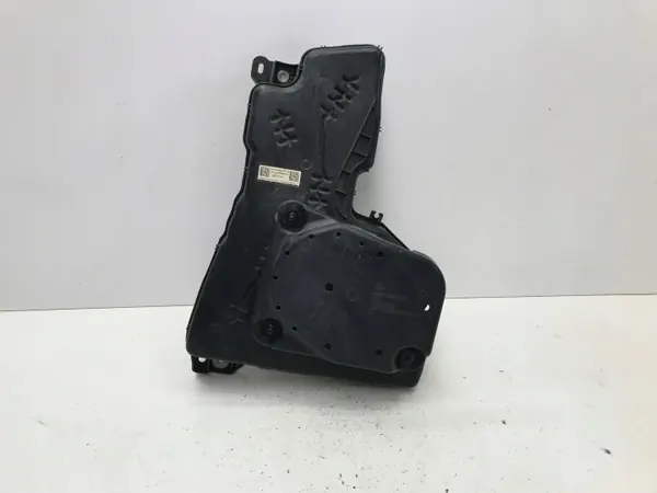 AdBlue-säiliö + Pumppu OEM 5QS131877 VW Tiguan III image 3