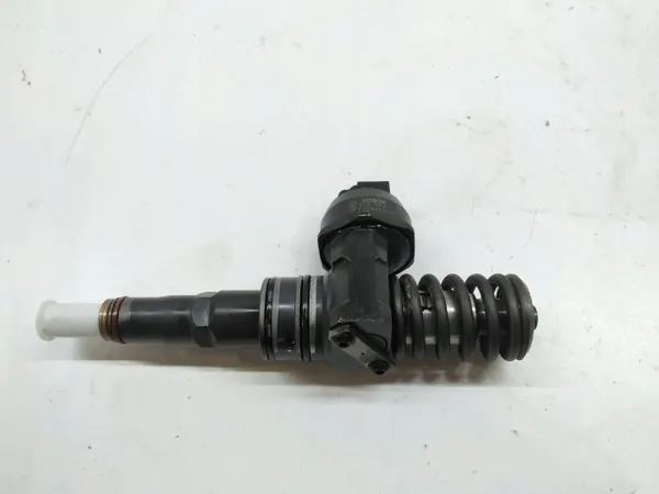 Ruitenwisserspomp OEM 038130073AG voor Skoda Fabia I TDI image 3