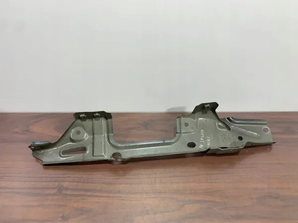 Support de garde-boue Subaru FBZ26352 - Pièce OE d'occasion image 3
