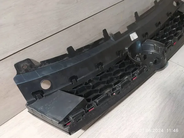 Volkswagen Polo GTI 6C Grill 6C0853651E image 10