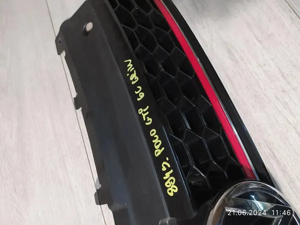 Volkswagen Polo GTI 6C Grill 6C0853651E image 5