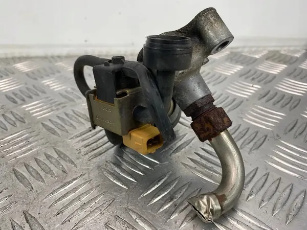 Válvula de sensor de vacío Mercedes ML W163 A1121400060 image 3