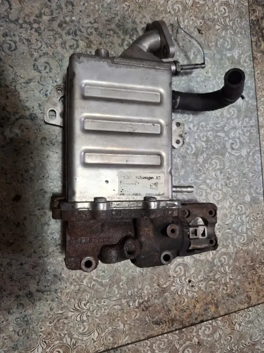 Arrefecedor EGR usado OEM 04L131512 para MAN TGE Crafter II image 2
