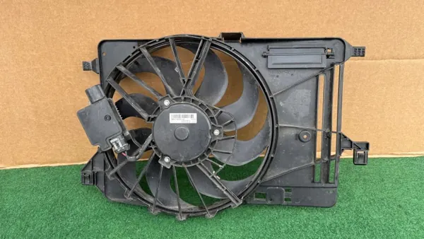 Radiatorventilator Ford OE DV61-8C607-AD image 2