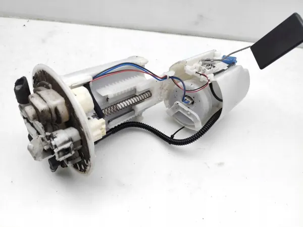Toyota Bränslepump OEM 77020-02502 för Auris Hybrid image 3