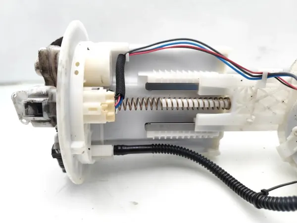 Toyota Bränslepump OEM 77020-02502 för Auris Hybrid image 5