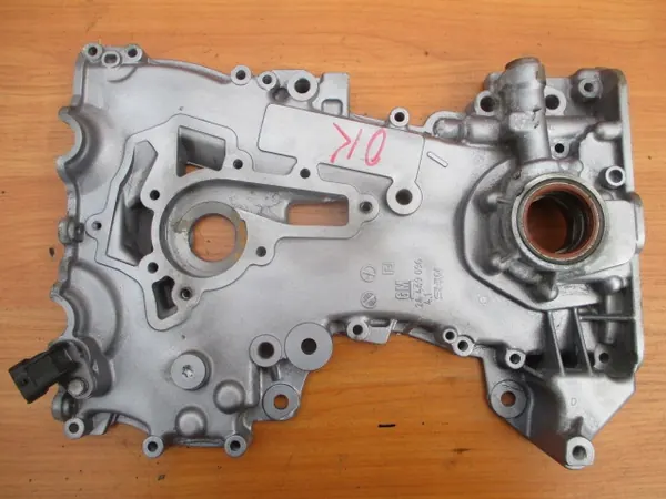Oliepomp en distributiedeksel OEM 24469096 voor Opel image 9