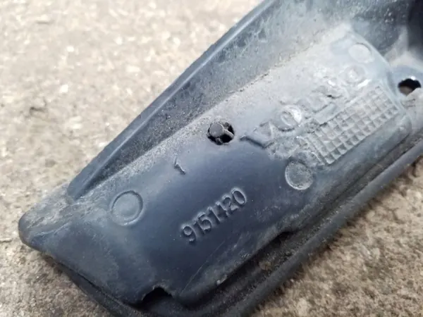 Barras de techo Volvo V70 OEM 9151420 - Usado image 3