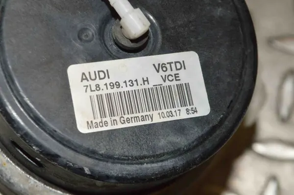 Soporte de motor VW Touareg (7P5) 3.0L Diesel OEM 7L8199131H image 4