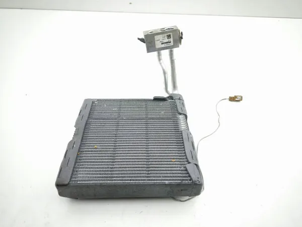 Nissan Juke II AC förångare OEM T87650C0133 image 2