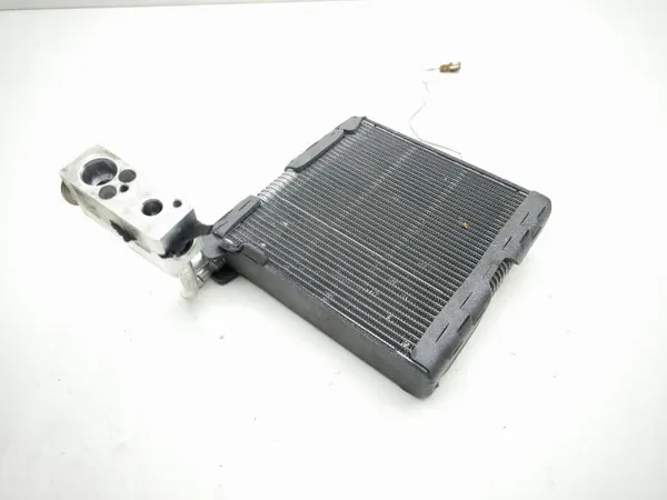 Nissan Juke II AC förångare OEM T87650C0133 image 9