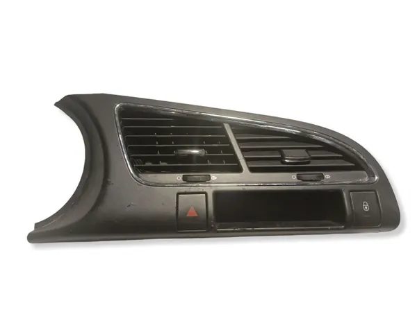 Front-Lüftungsgitter OEM 9685023677 Peugeot 3008 SUV image 2