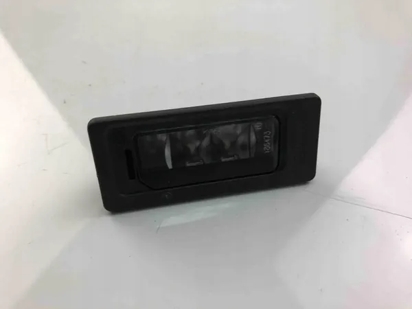 Registration Number Light SKODA OCTAVIA III 3AF943021A image 2