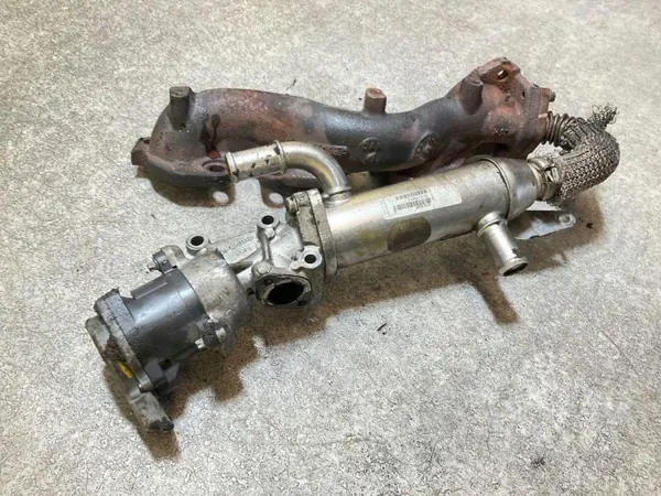 Gebrauchtes Jaguar EGR-Ventil OEM 4R8Q9D475BC image 3