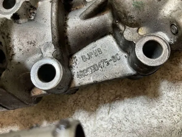 Gebrauchtes Jaguar EGR-Ventil OEM 4R8Q9D475BC image 4