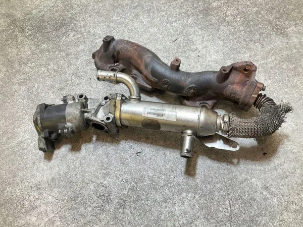 Gebrauchtes Jaguar EGR-Ventil OEM 4R8Q9D475BC image 5