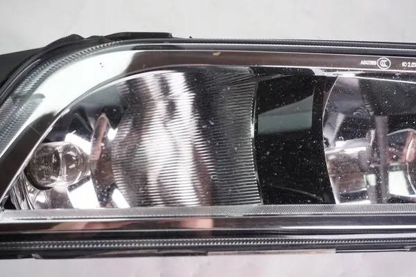 Lâmpada Halógena Direita Passat B8 3G0941662E image 2