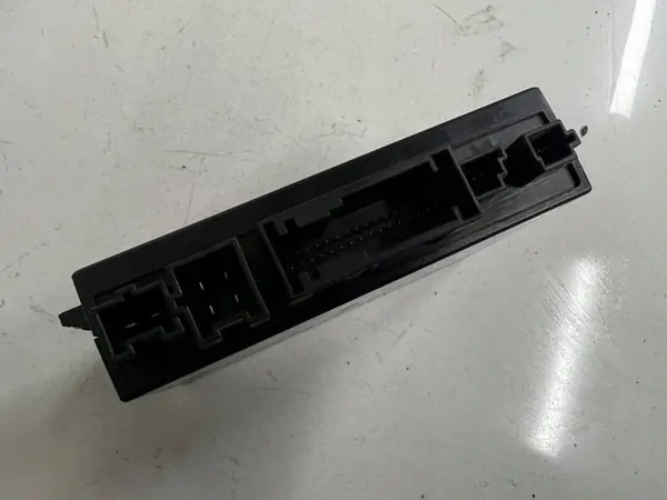 Mercedes-Benz E-CLASS Dator 2008 2.2L a2118702685 image 3