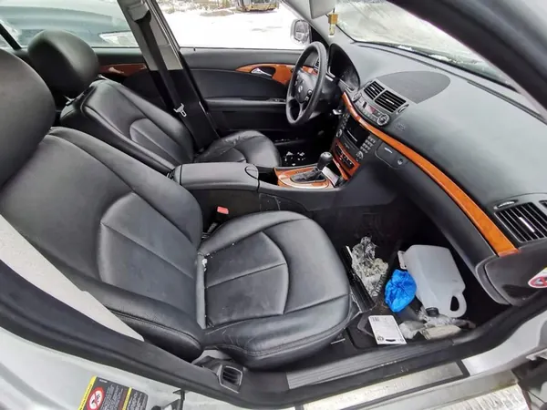 Mercedes-Benz E-CLASS Dator 2008 2.2L a2118702685 image 9