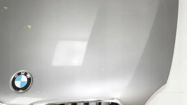 BMW X5 E70 Moottorikansi OEM 360199303 image 5