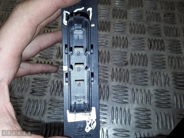 Núcleo de aquecedor elétrico Hyundai I30 OEM 971912L000 image 3