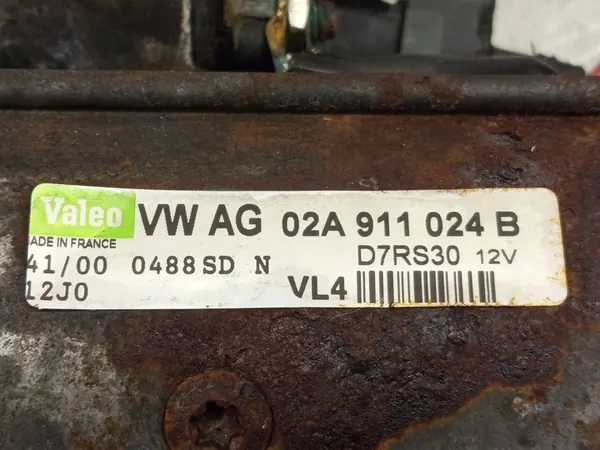 Motor de arranque Volkswagen Golf IV OE 02A911024B image 8