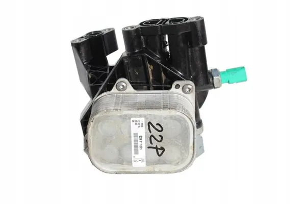 Refroidisseur d'huile OEM 03N117021 avec filtre VW Audi TDi image 4