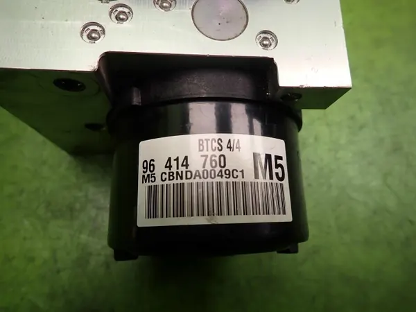 ABS-pumppu OEM 96414763 Chevrolet Epica II 2.0 TDI:lle image 3