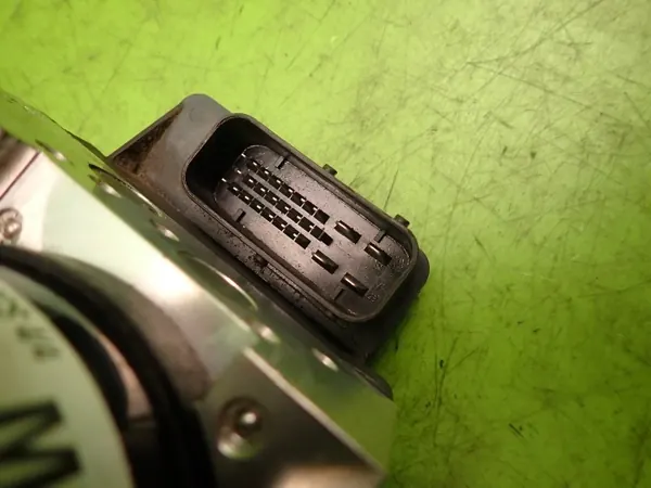 ABS-pumppu OEM 96414763 Chevrolet Epica II 2.0 TDI:lle image 6