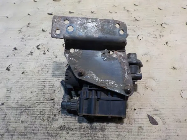ECAS Luftfjädringsventil OEM 21083657 Renault image 5