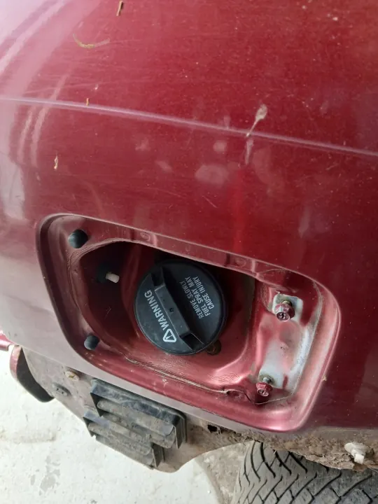 Suzuki Grand Vitara I vuldop OEM image 2
