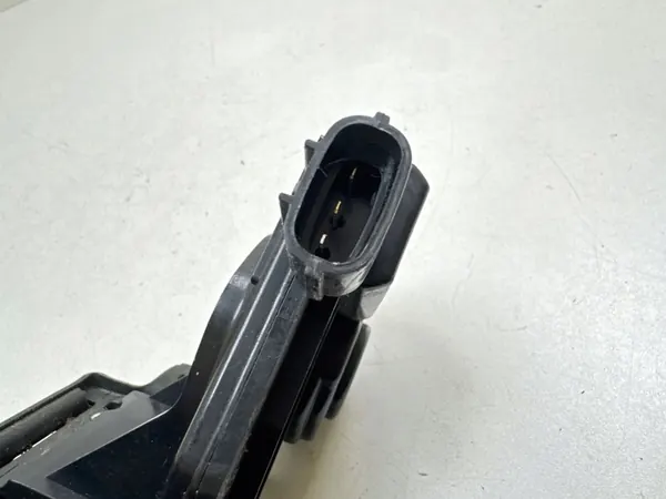 2009 Toyota Urban Cruiser Verrou de hayon image 2