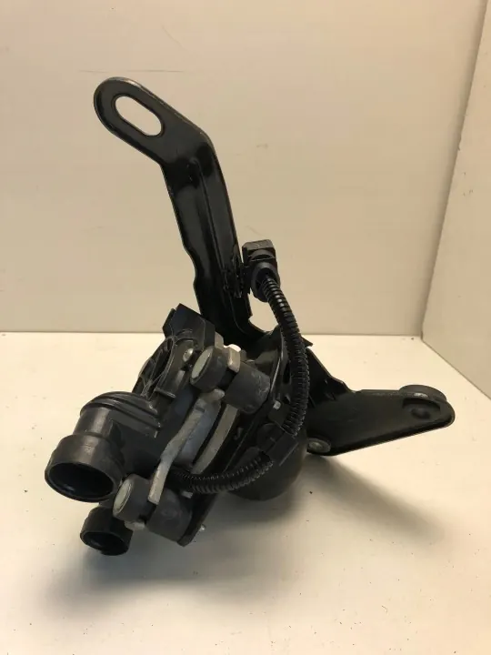 Pompe à air secondaire OEM 07K959253A pour Audi A4 RS4 image 2