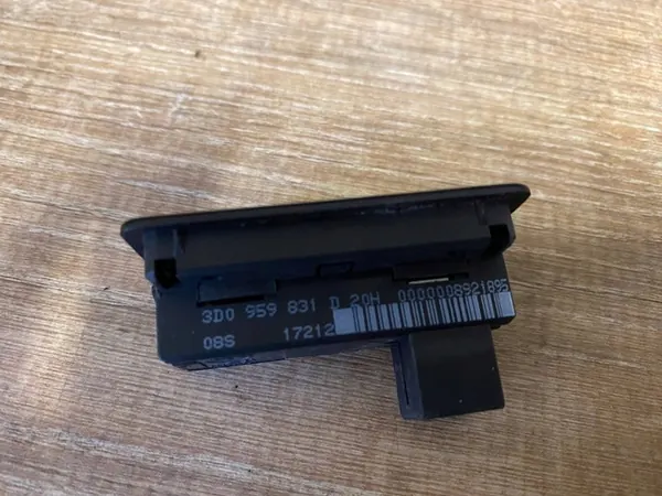 Elektrischer Kofferraum-Schalter Volkswagen OE 3D0959831D 20H image 3