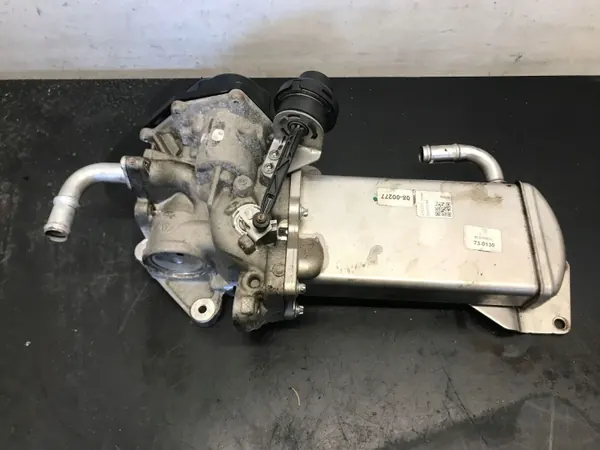 Begagnad EGR-kylare OEM 03L131512BM för VW Transporter image 2