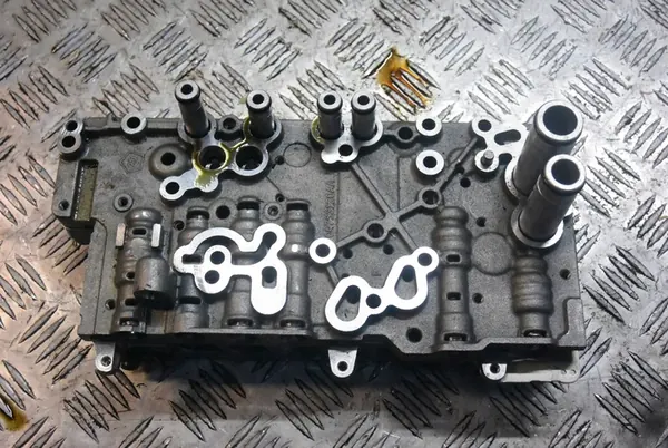 Contrôle hydraulique Mechatronics Jeep 2.4 04753134AA image 1